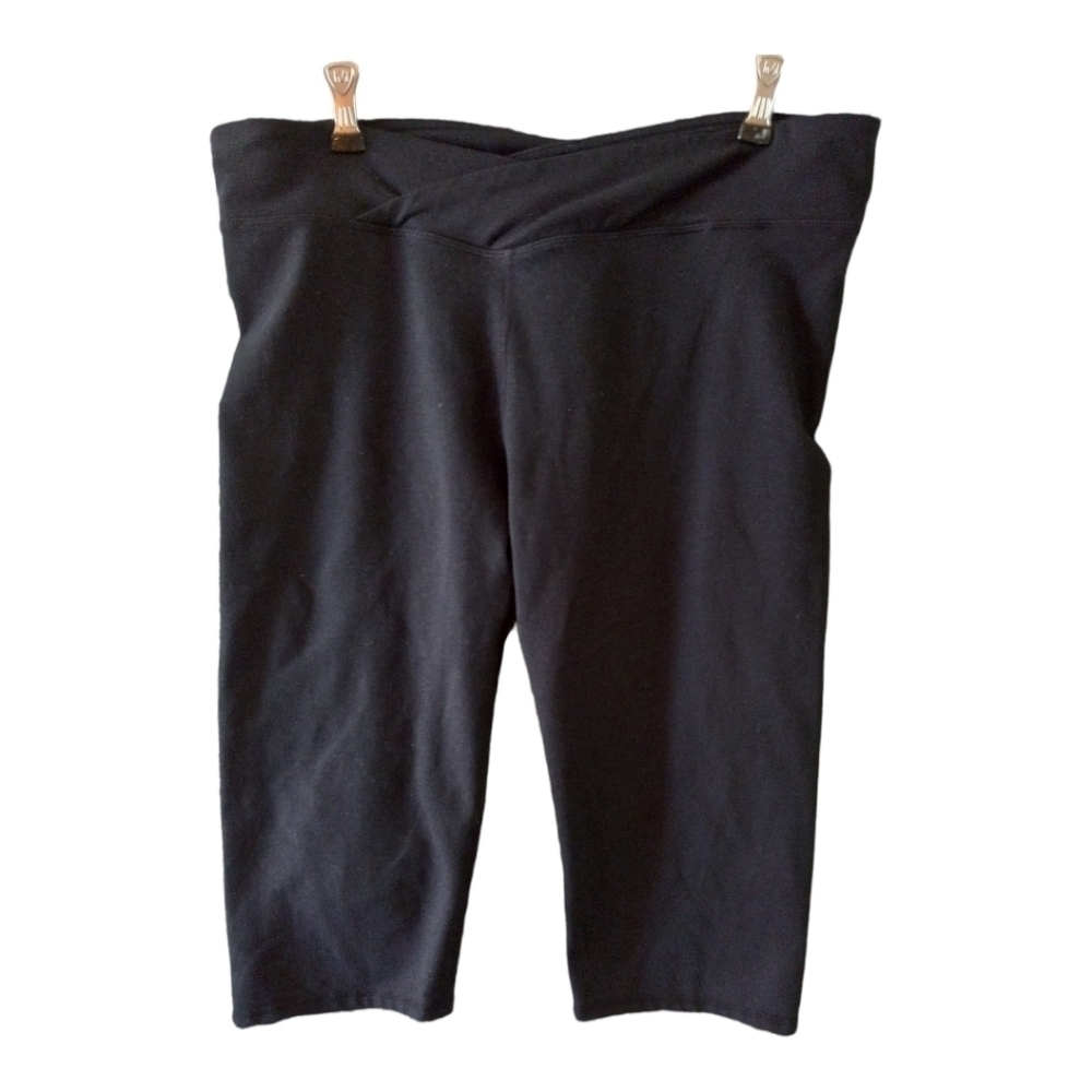 Fabletics Yoga Capri’s XL